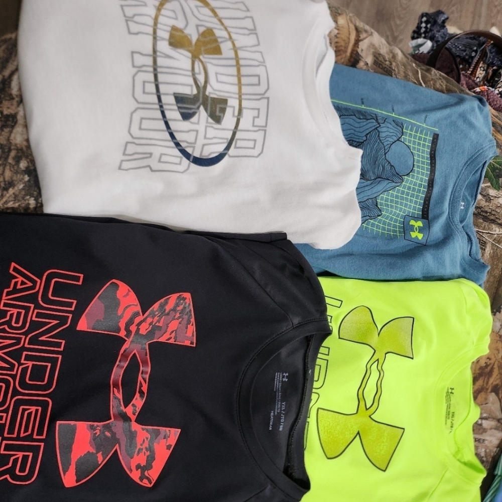 Boys YXL shirts